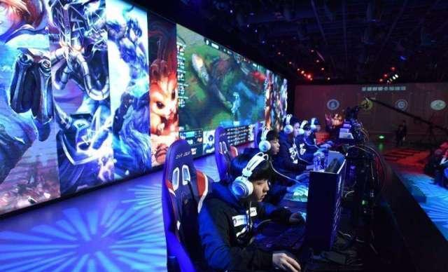 体育曼联 热刺夏窗净支出1.04亿镑领跑英超